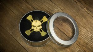 skull and crossbones fidget spinner 3